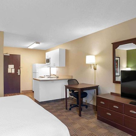 Extended Stay America Suites - Princeton - South Brunswick South Brunswick Terrace Exterior photo