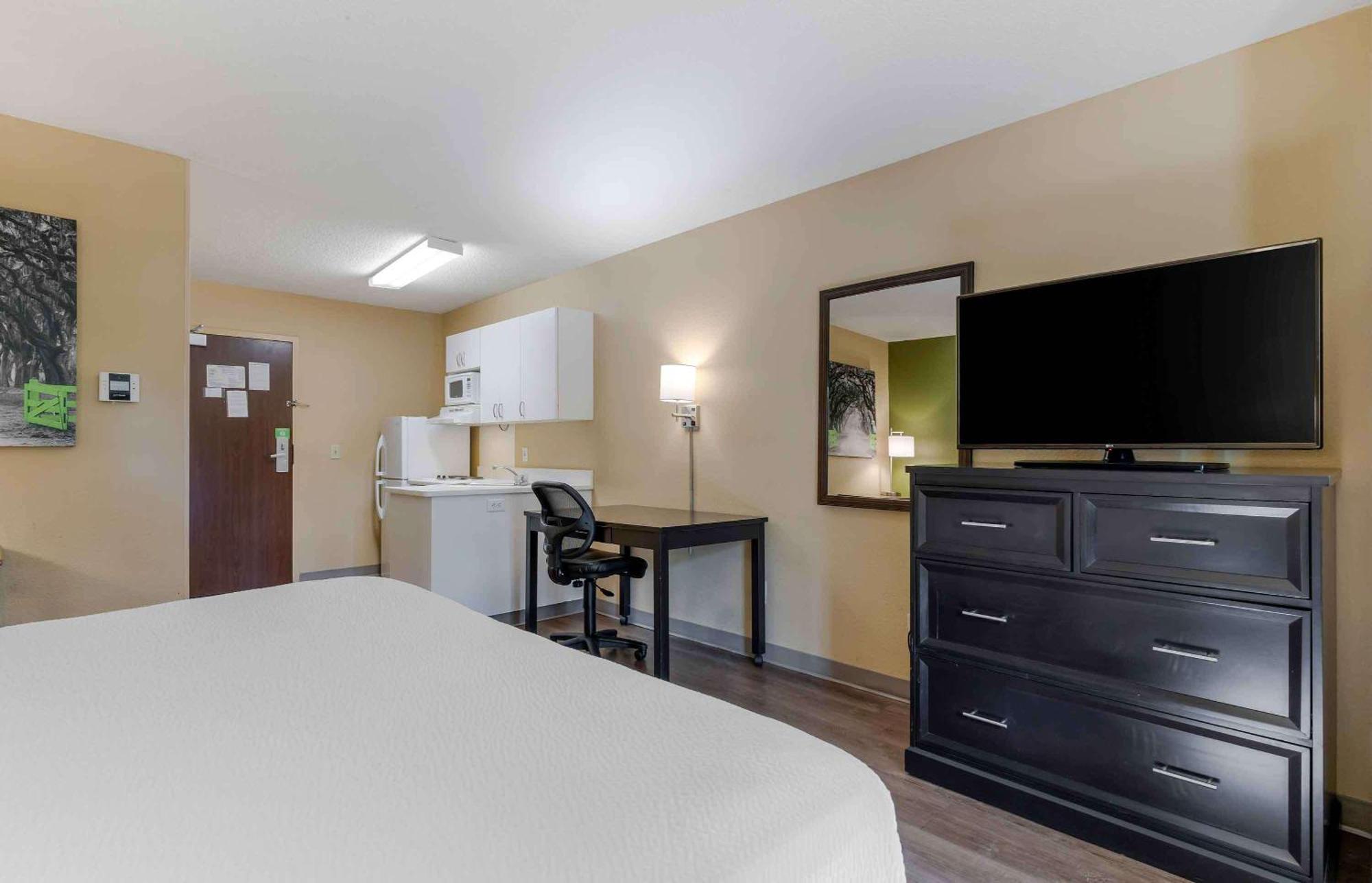 Extended Stay America Suites - Princeton - South Brunswick South Brunswick Terrace Exterior photo